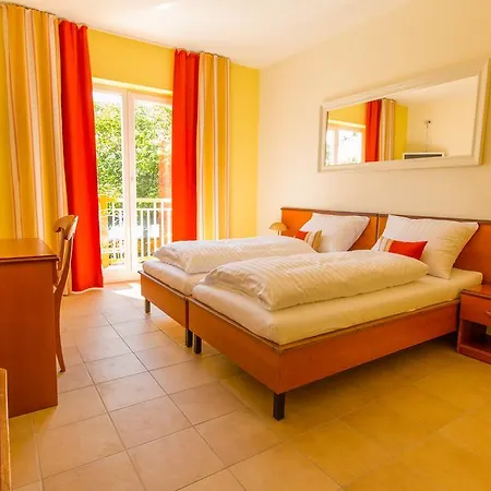 Elia 3* Guntramsdorf