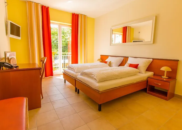 Elia 3* Guntramsdorf